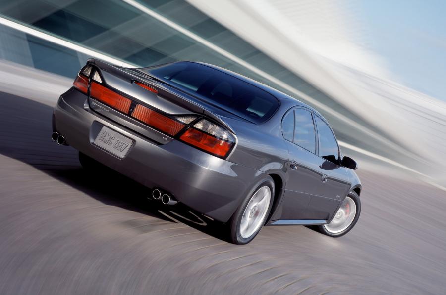 Pontiac Bonneville GXP 2004 года  (фото 4 из 26)